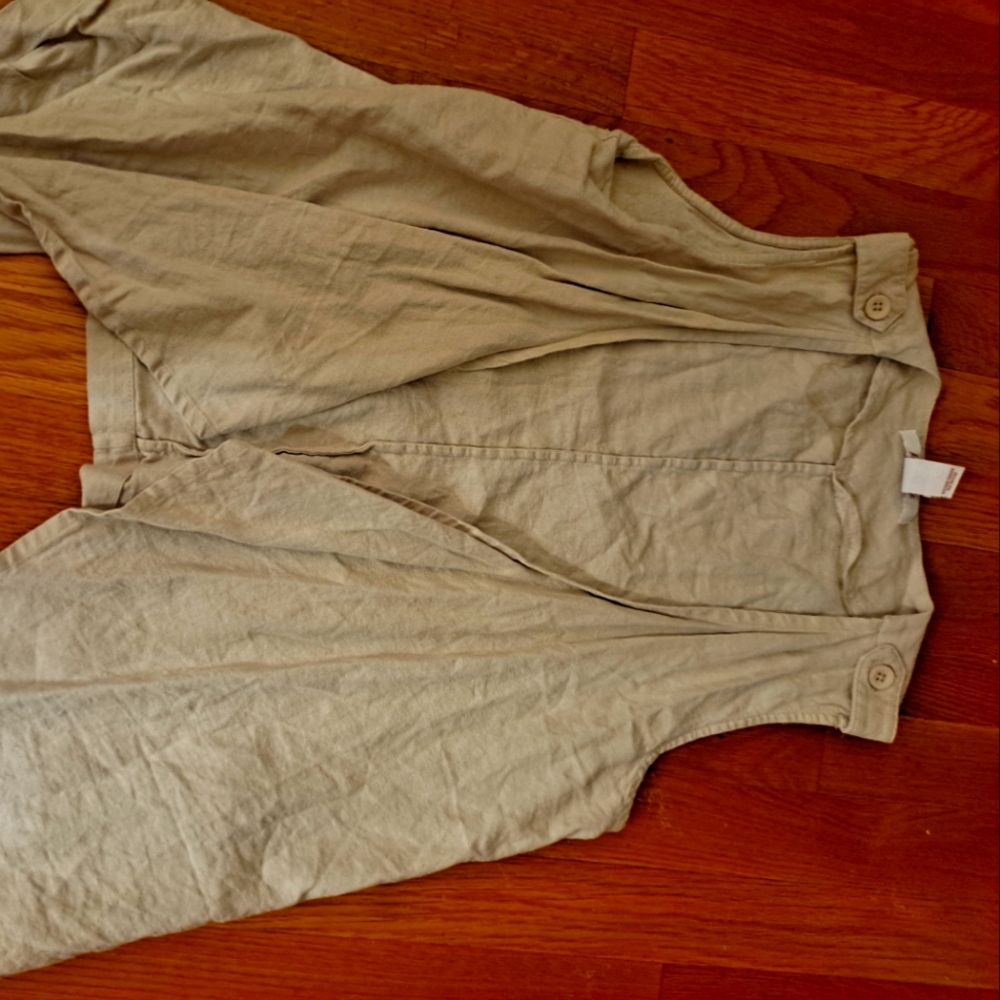 Vest small